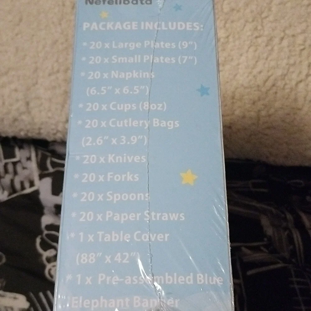 Party Tableware Set - Picture 4 of 6